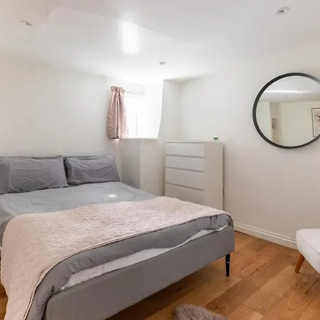 Bright & Quirky 3bd - Wellington Terrace! Μπρίστολ