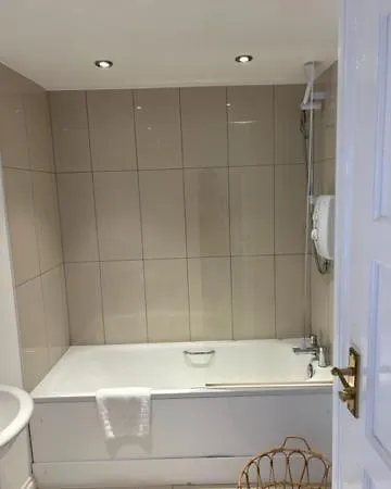 Bright & Quirky 3bd - Wellington Terrace!